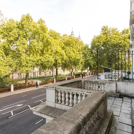 Southken Palace Suites London Exterior photo